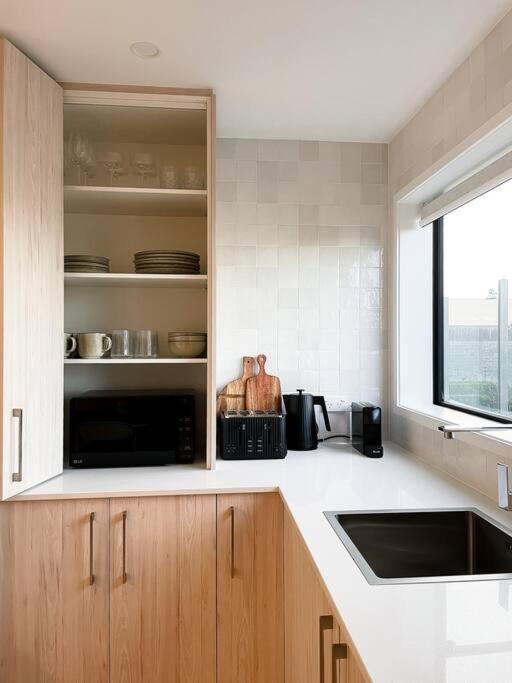 Chic City Centre Townhouse Christchurch Bagian luar foto